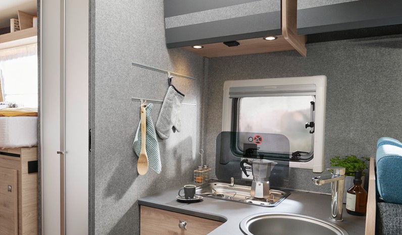 PROFILE DETHLEFFS JUST GO T 7055 DBL full