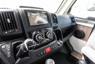 MC LOUIS NEVIS 879 MATIC full