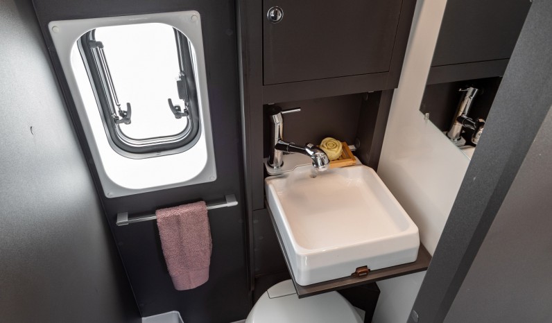 MC LOUIS MENFYS S-LINE PRESTIGE 4 full