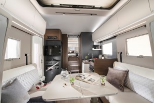 ADRIA CORAL SUPREM 670 DL full