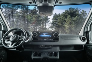 HYMER CAMPERVAN YELLOWSTONE full