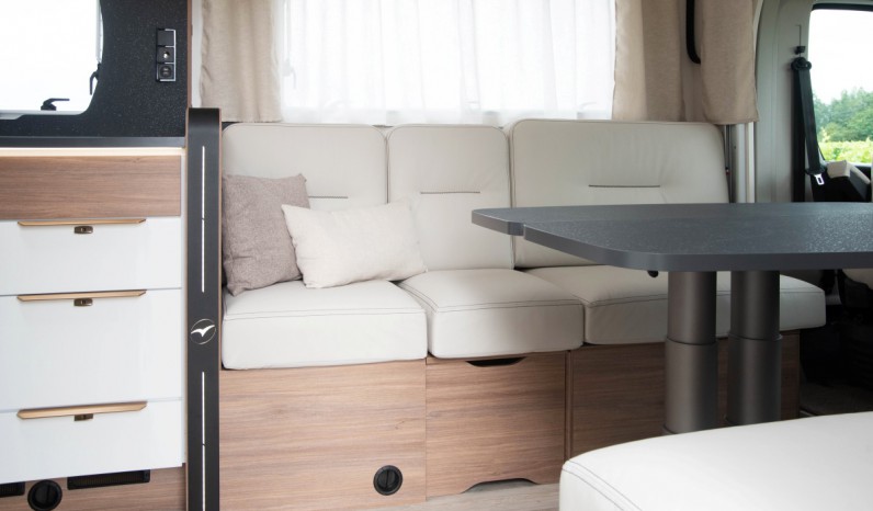 PILOTE P740FGJ full