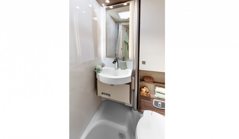 BURSTNER TRAVEL VAN T590G full