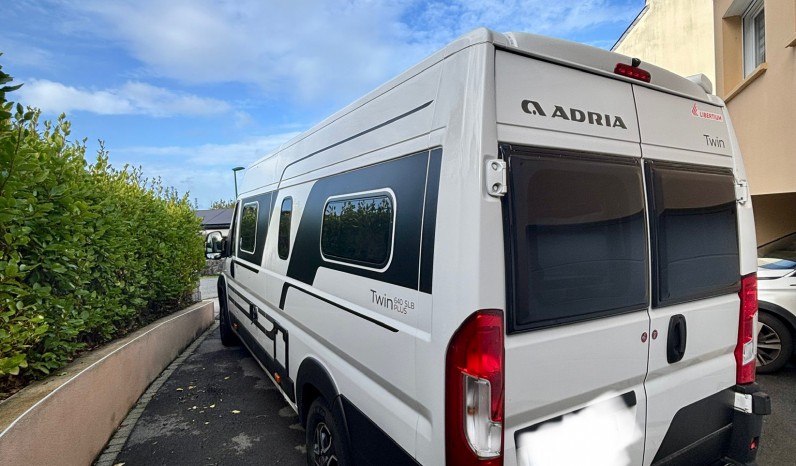 Fourgon ADRIA twin 640 slb plus full