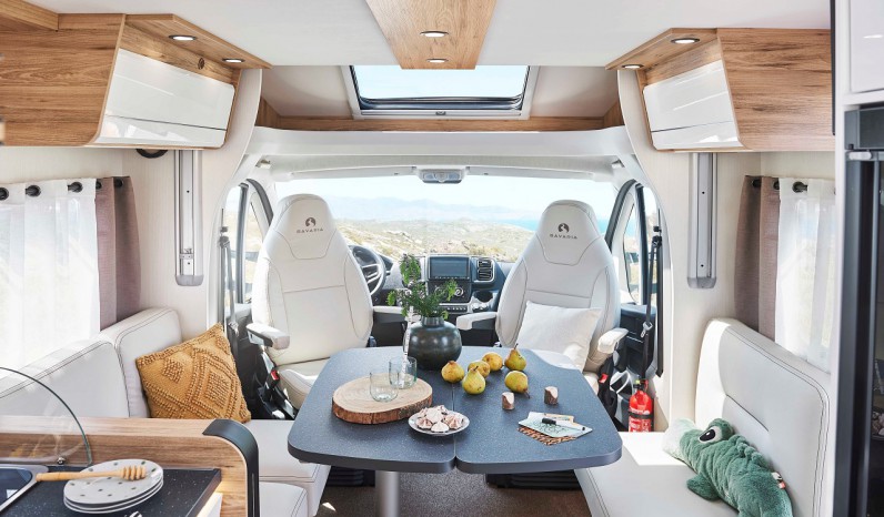 BAVARIA T746C full