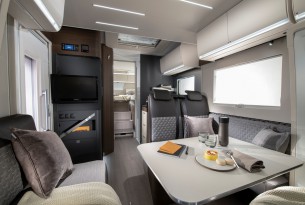 ADRIA MATRIX SUPREM 670 DC PAVILLON full