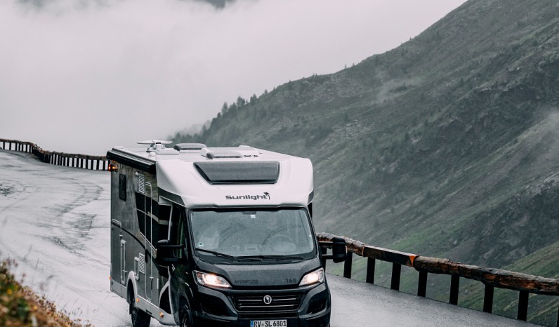 SUNLIGHT T 68 ADVENTURE EDITION PAVILLON full