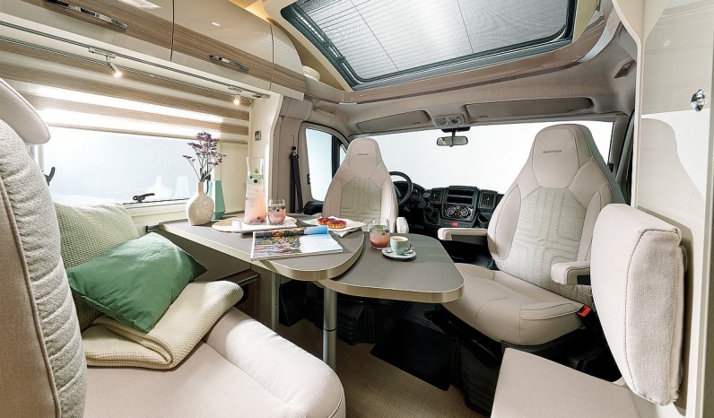 BURSTNER TRAVEL VAN T620G full