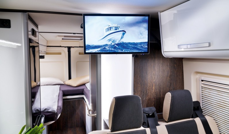 WESTFALIA COLUMBUS 641E full