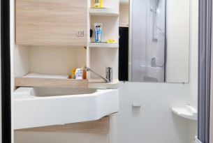 Eura Mobil AO 570HS full