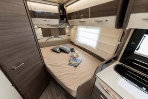 MC LOUIS NEVIS 322 S full