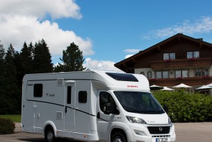 DETHLEFFS JUST T7052 DBL PAVILLON full