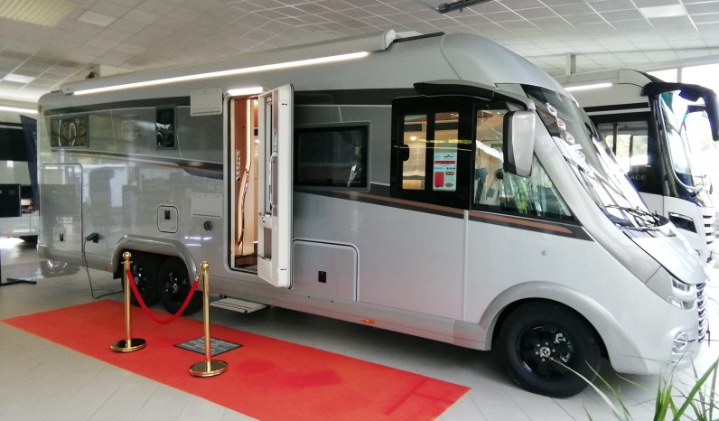 Carthago Chic E-Line 61 XL LE full